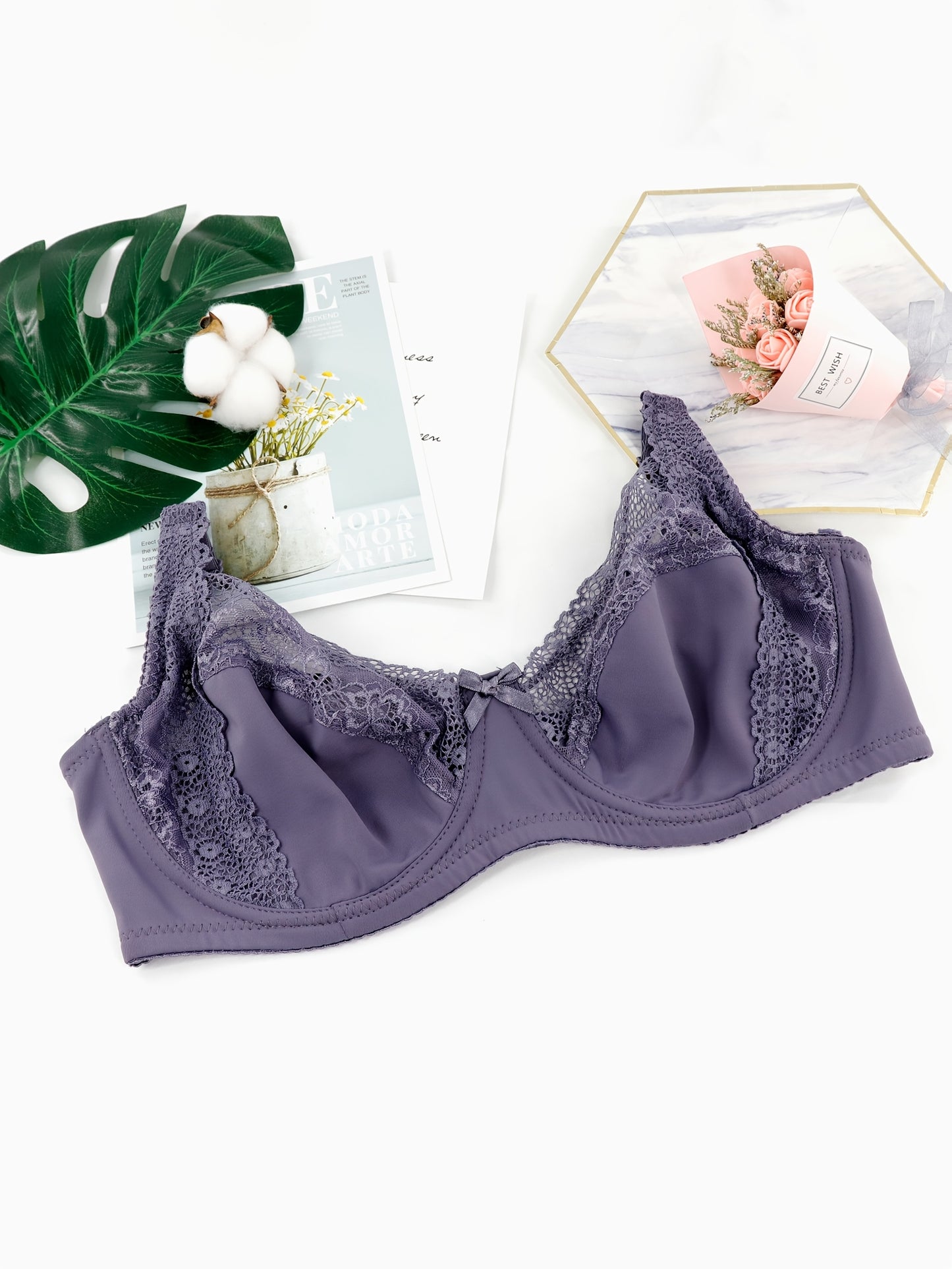 Floral lace bra for plus-size women, full coverage with underwire. Made of 85% Polyamide and 15% Elastane. Medium stretch knit fabric with contrast lace detail, no padding. Weighs 170 gsm.