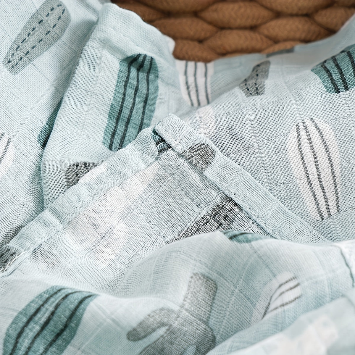 Versatile Soft Bamboo Swaddle Blanket for Kids - 2-Layered with Plant Print, Ideal for Bath Time, Sleep Time, Stroller Cover & Playmat, Easy to Clean in the Washing Machine