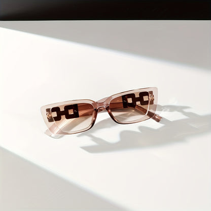 Stylish women's cat eye glasses with wide temples and metal hinges, perfect for daily wear and street style.