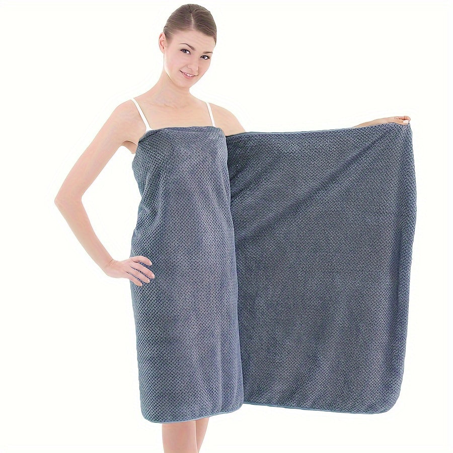 Soft, thick, and large bath towel in a solid color. Absorbent polyester blend, machine washable. Great for home bathrooms, ideal for Christmas.