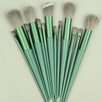 Full set of soft synthetic brushes for quick and easy makeup application, suitable for beginners and professional makeup artists. Convenient for travel. Perfect Valentine's Day gift.