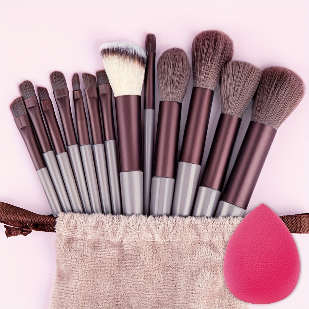 Full set of soft synthetic brushes for quick and easy makeup application, suitable for beginners and professional makeup artists. Convenient for travel. Perfect Valentine's Day gift.