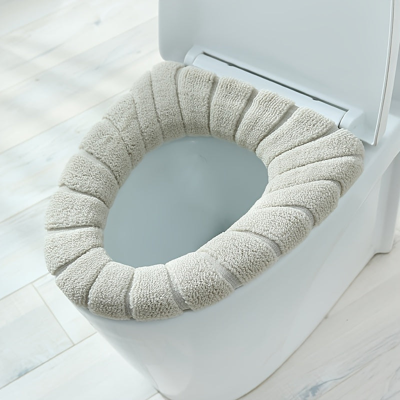 All-season toilet seat cover, large and thick for winter.