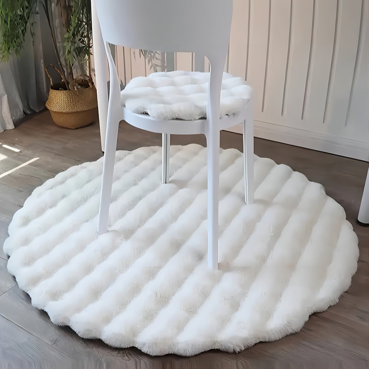 The Luxurious Plush Round Mat offers Minimalist Elegance - Featuring Ribbed Texture Design, this Ultra-Soft, Machine Washable, Non-Slip Polyester Mat comes in White or Pink. Ideal for Bedroom, Living Room, Closet, Dressing Area, and Home Decor, these