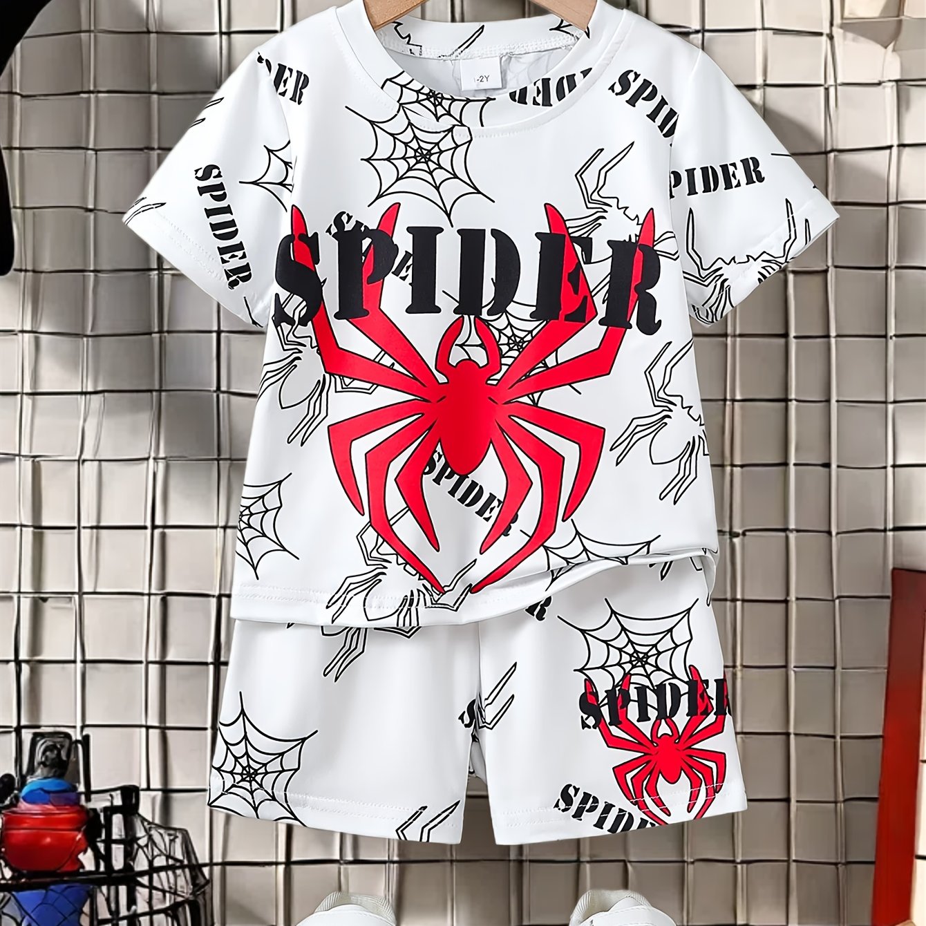 Boys Spider Pattern T-Shirt and Shorts Set for Summer Parties, 95% Polyester, 5% Spandex