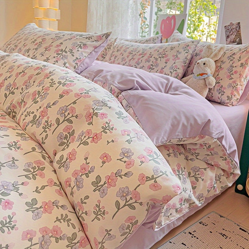 Soft floral print bedding set includes duvet cover and 2 pillowcases, made of breathable polyester with zip closure. Suitable for all seasons, perfect for bedrooms and guest rooms.