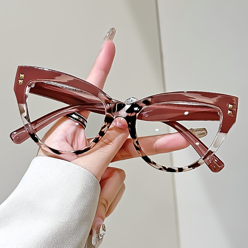 Stylish Cat Eye Reading Glasses with Metal Hinge - Minimalist Color Block Design, Presbyopic Eyewear Available in +1.0 to +4.0