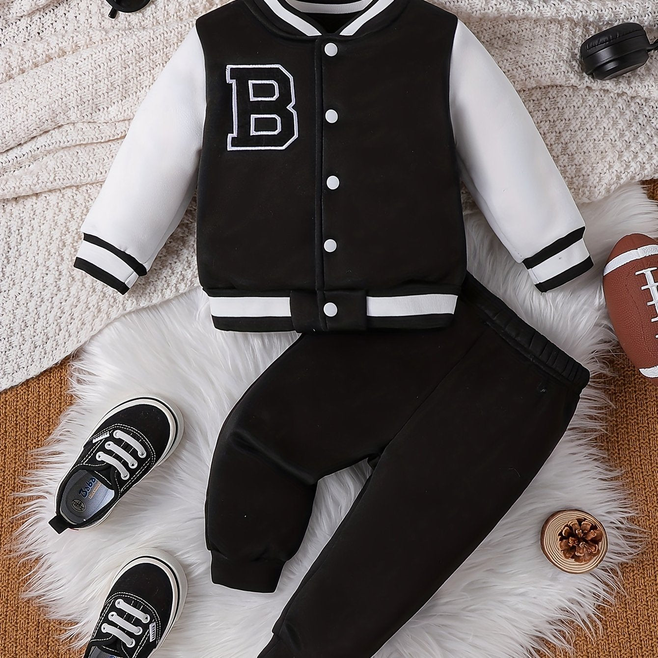 Baby boys' baseball jersey set with letter pattern, including coat top and pants for winter/fall outdoor wear.