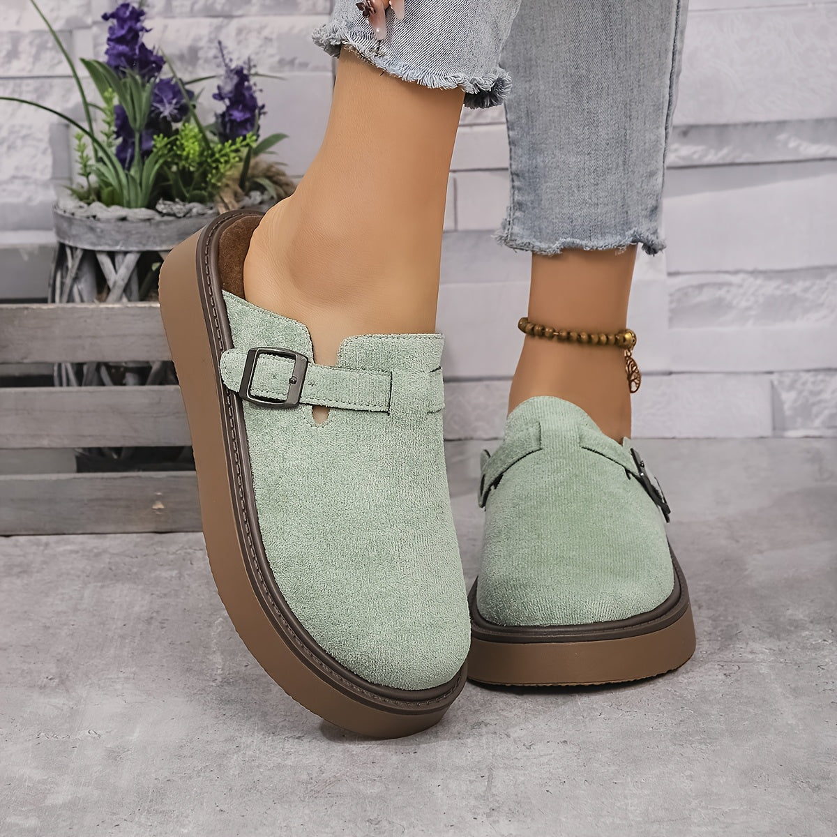 Casual buckle loafers for women with all-season comfort features, PU upper, rubber sole, flannel insole, and retro thick sole from Taizhou.