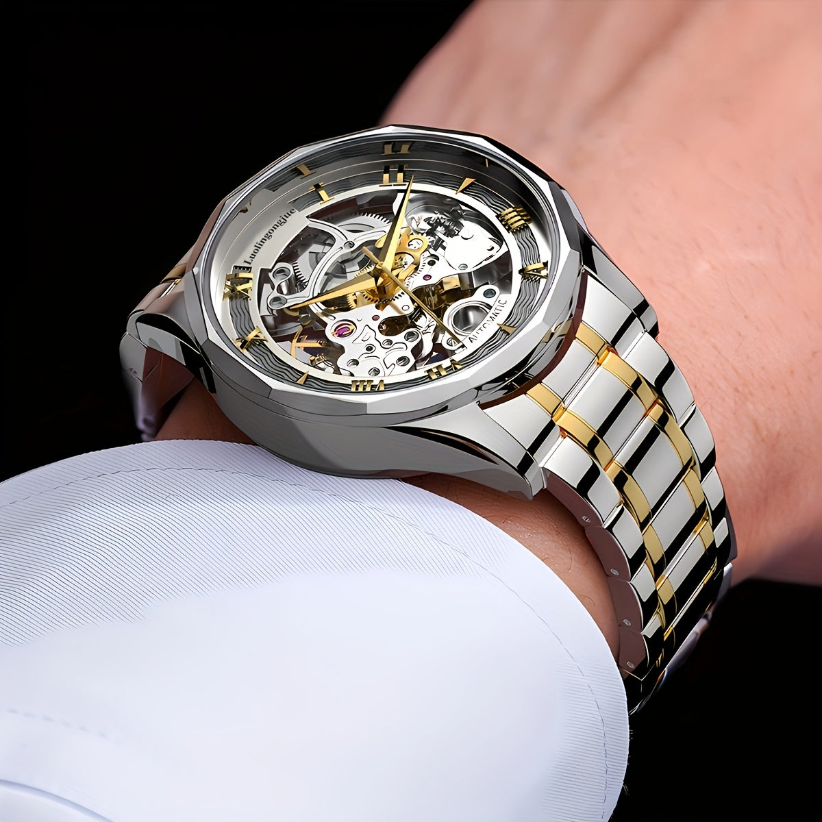 Luxury Men's Mechanical Watch with Stainless Steel Strap, Hollow Dial, and Automatic Self-Winding. Casual Style with Uncharged Power Mode; No Battery Required.