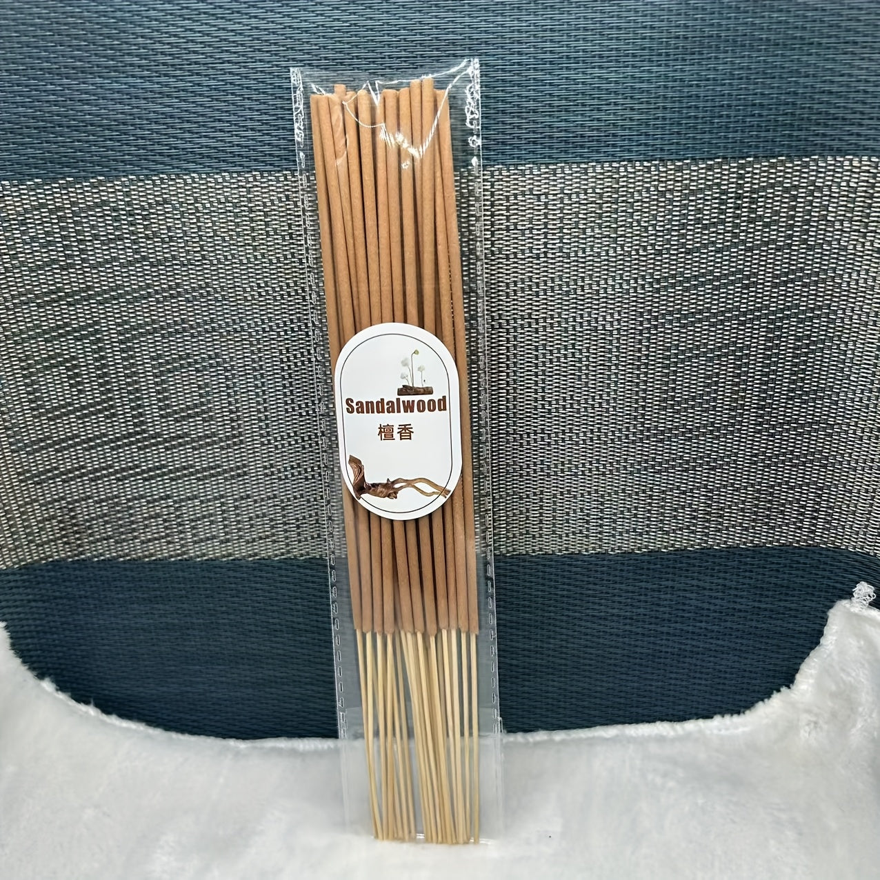 100 Exquisite bamboo sticks in 5 fragrant flavors (20 sticks each) perfect for home, office, yoga, meditation, or relaxation.