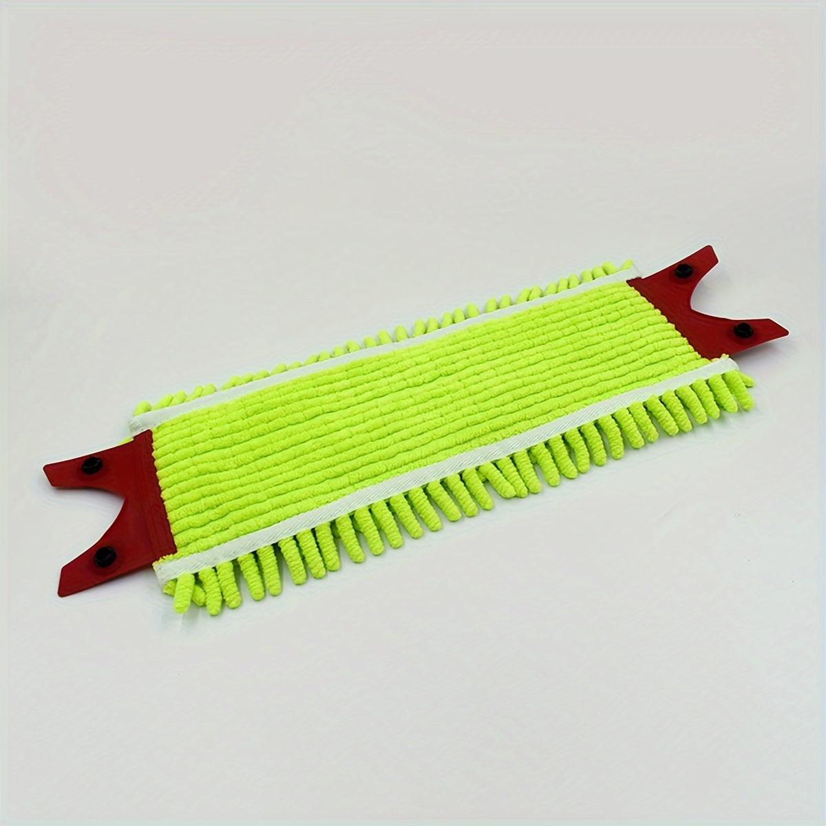 Upgrade your cleaning routine with the DLAIMI Ultramax XL 2-in-1 Flat Mop Replacement Pads. These highly absorbent pads are perfect for both wet and dry cleaning, making it easy to tackle dirt and water with ease. Measuring 45.72X15.24 cm and designed in