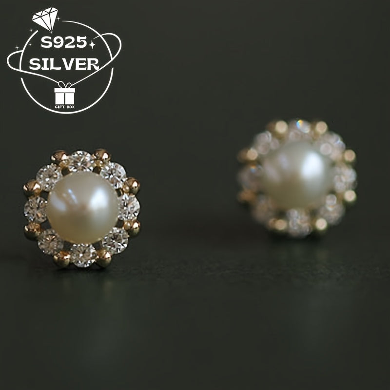 Vintage Charm Freshwater Pearl Earrings made of 925 Sterling Silver - Hypoallergenic - Ideal for Everyday Wear and Gifting - Versatile for Any Season.