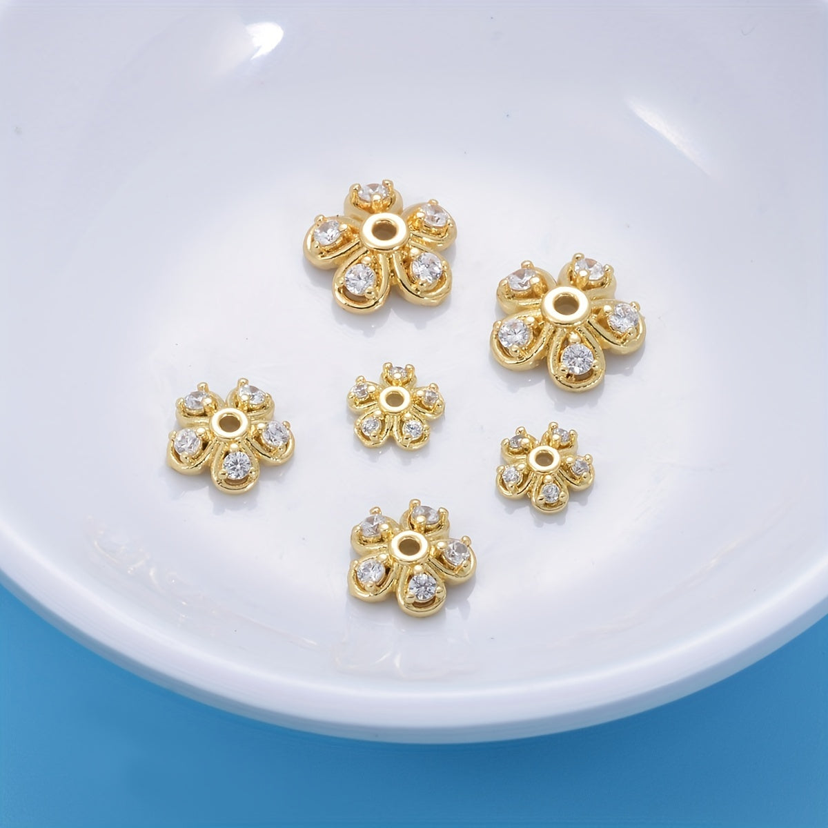 Brass Flower Bead Caps with Synthetic Cubic Zircons - Set of 20 pieces in a bag, including 10mm, 8mm, and 6mm sizes. Perfect for creating stunning jewelry pieces.