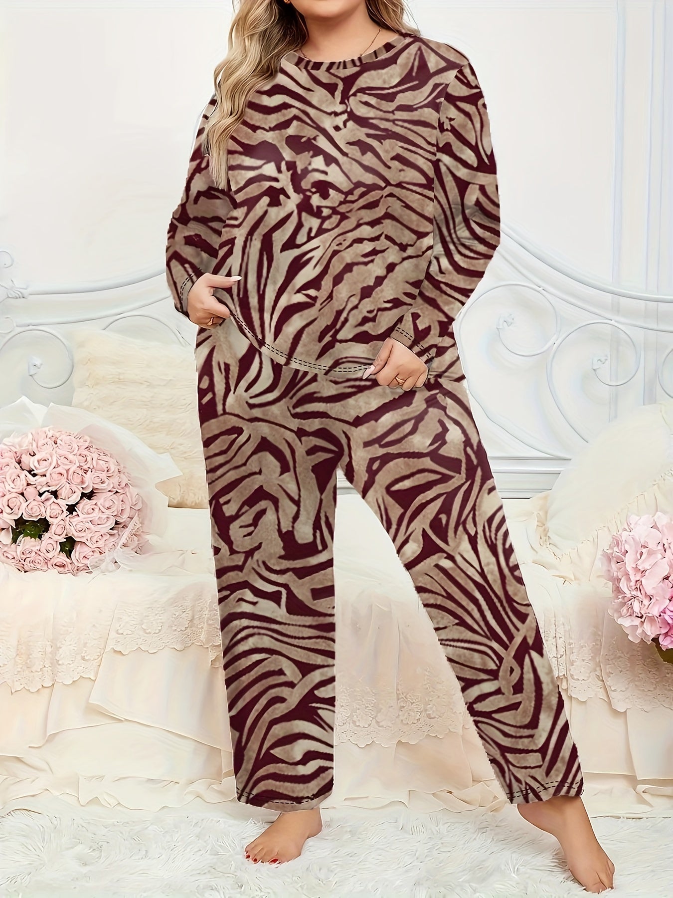 Ayollar uchun Leopard Print Pajama Set: 100% Polyester Trikotaj, Kattalar uslubi, Uzoq yeng va shimlar, Bahor/Kuz dam olish kiyimlari