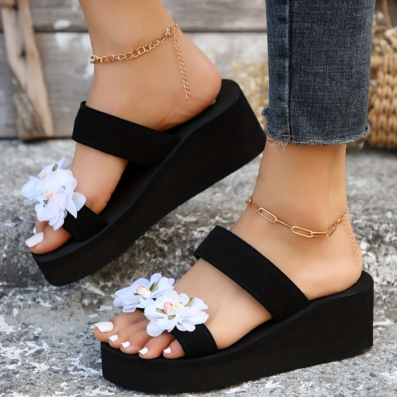 Black floral beach sandals with thick sole for women, slip-on style with EVA sole, perfect for summer casual wear