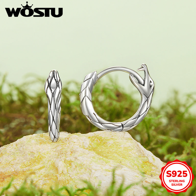 Women's Vintage Western Style Snake Hoop Earrings, Made of Hypoallergenic 925 Sterling Silver, Weighing only 3.7g - Ideal for Everyday Wear and Special Occasions.