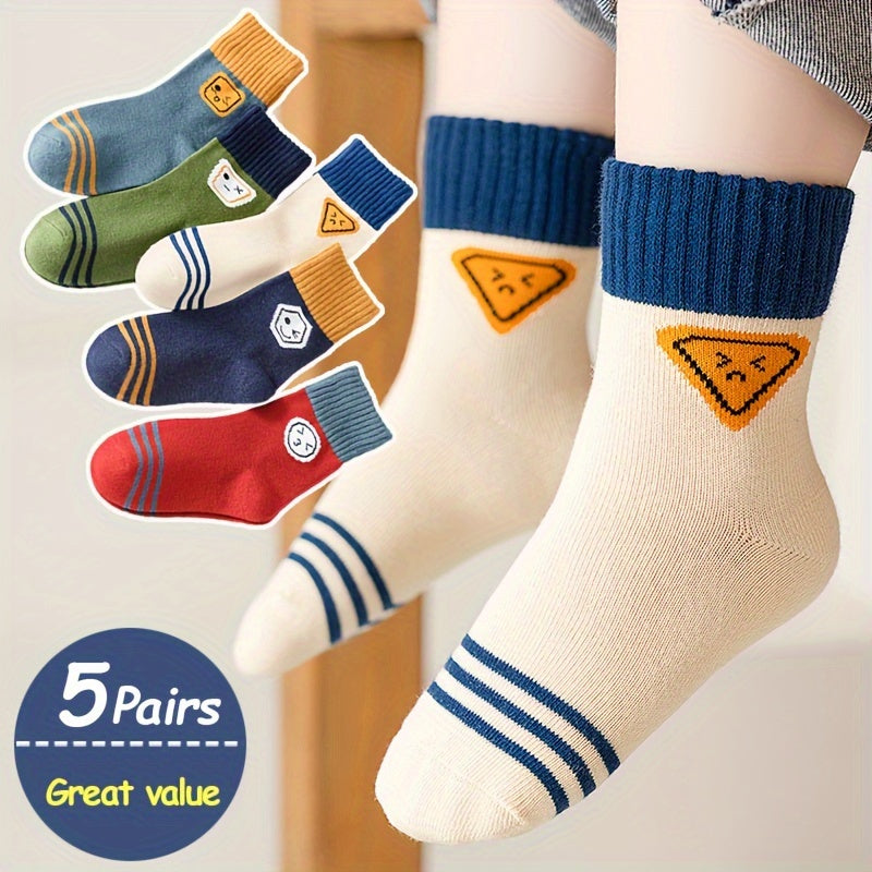 Child's 5-pair sock set with cartoon pattern. Made of polyester blend with spandex, hand washable, cozy, skin-friendly, in mid-calf height. Suitable for boys and girls in autumn/winter.