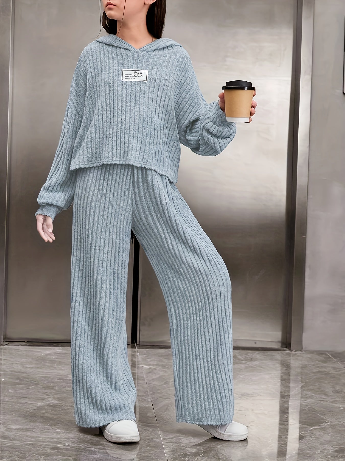 Kids casual knit set with long sleeve hoodie and wide leg pants, ideal for urban outdoor activities in fall and winter.