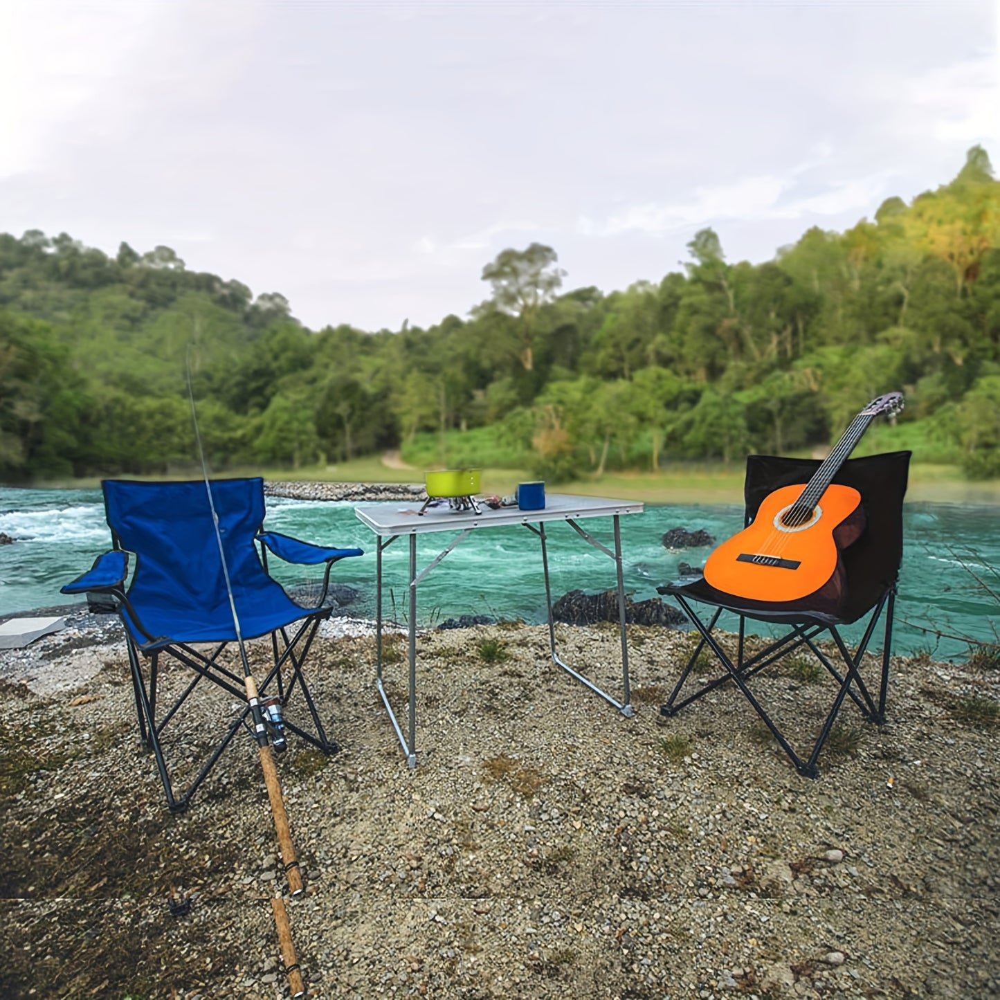 Portable picnic camping chair with carrying bag, water cup holder, and foldable design.