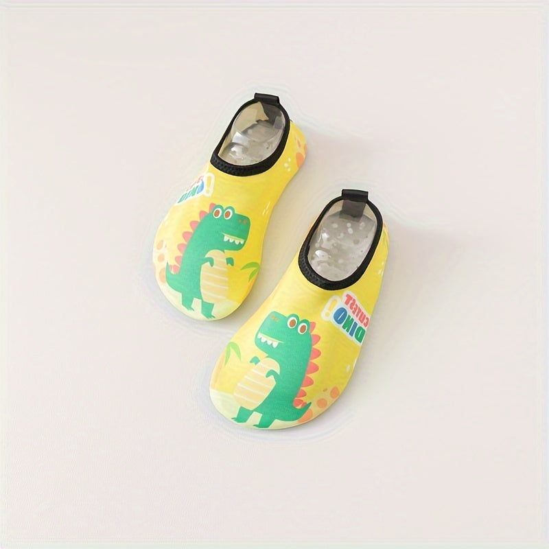 Fast drying, non-slip barefoot water shoes for baby boys, perfect for beach and outdoor activities.