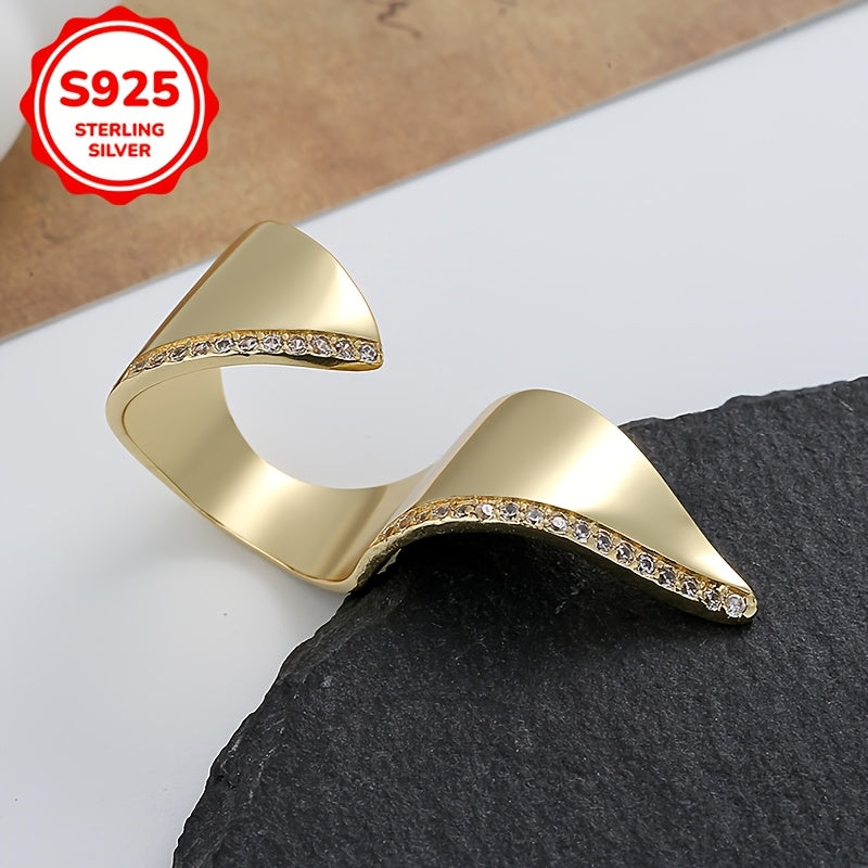 Chic S925 Silver Women's Ring adorned with Irregular Geometric Synthetic Zirconia Inlay, weighing 5g/0.176oz.