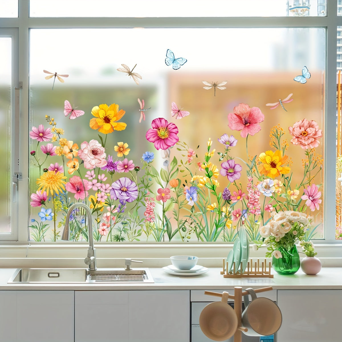 Decorate your bedroom, kitchen, or balcony with the modern design of the 1pc D12006-YX Contemporary Floral And Butterfly Glass Window Cling. This 30X60Cm PVC static adhesive decal features a reusable double-sided print for easy application and removal.