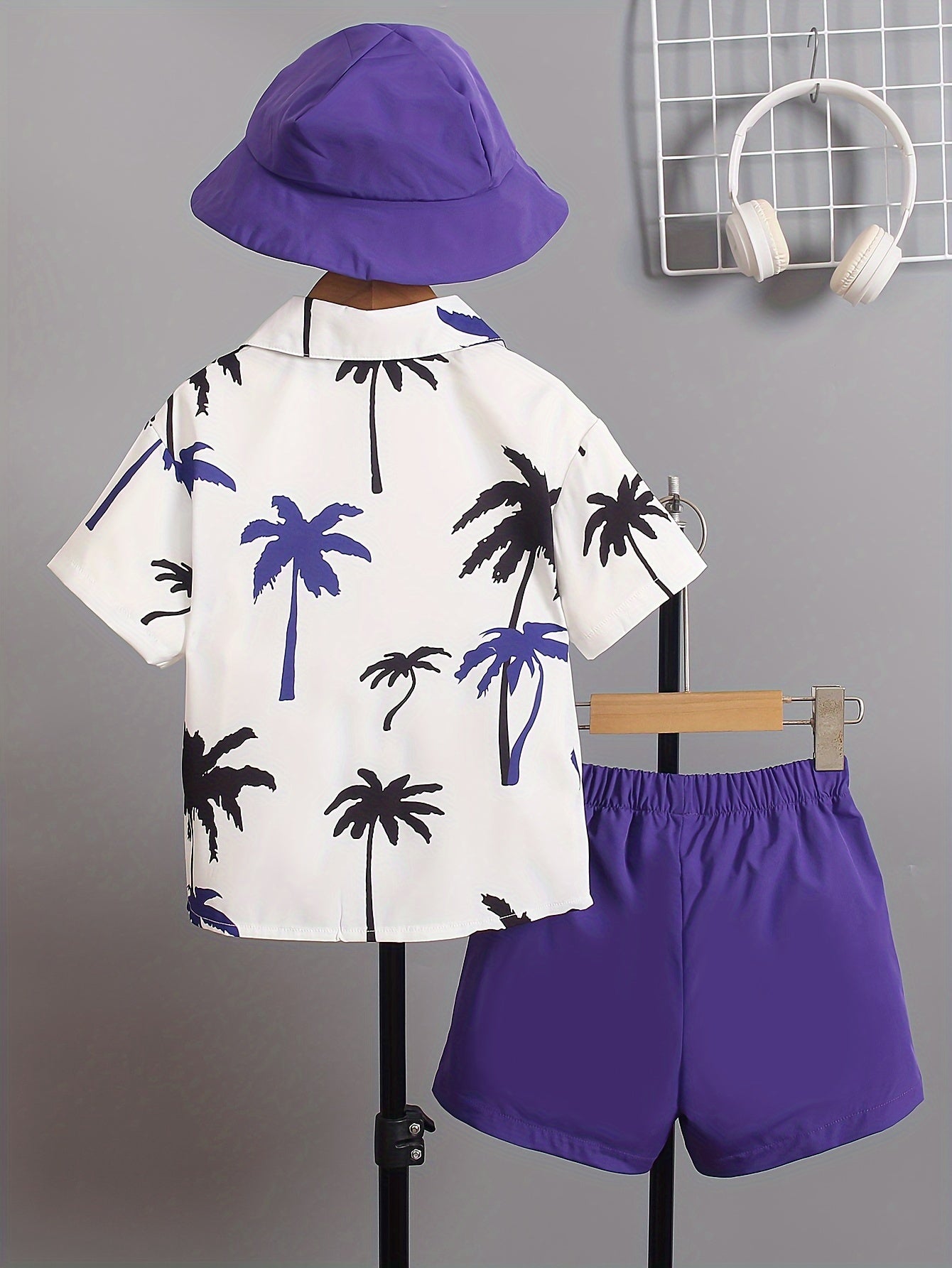 Boys' summer set with coconut tree design shirt, shorts, and hat for daily and outdoor wear