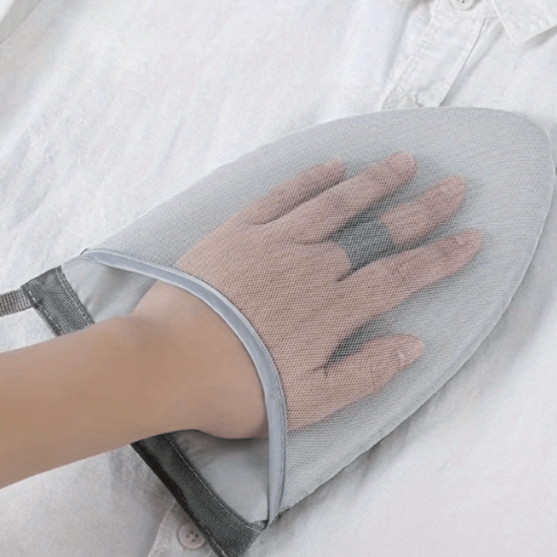 Handheld Mini Ironing Board Set with Glove, Portable and Compact Design, No Electricity Required, Complete with Ironing Pad - Perfect for Travel and Dorm Rooms!