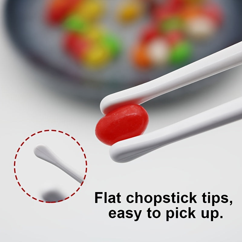 Training chopsticks set for beginners with detachable and reusable design, suitable for children, color available in red.