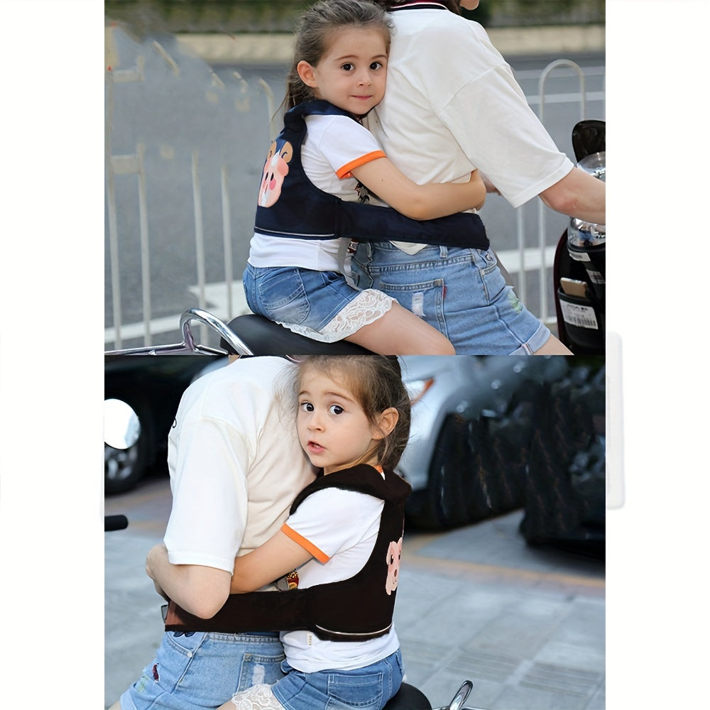 Adjustable cartoon motorcycle harness for kids with breathable fabric to ensure safety on the rear seat. Keep children secure with this crash belt designed specifically for motorcycles.