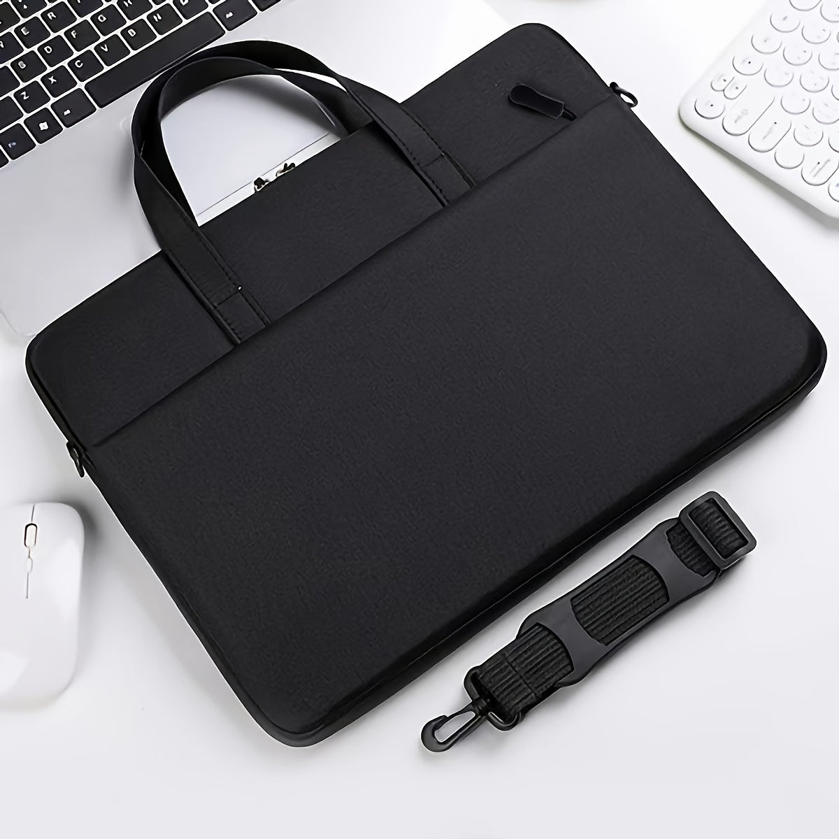 Simple and lightweight laptop bag suitable for business trips, waterproof with zip closure, perfect as a protective case for your computer. Also great for school or as a Valentine's gift.