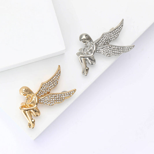 Elegant Rhinestone Angel Embossed Brooch featuring Alloy Women's Fashion Pin - A Versatile and Stylish Lapel Accessory