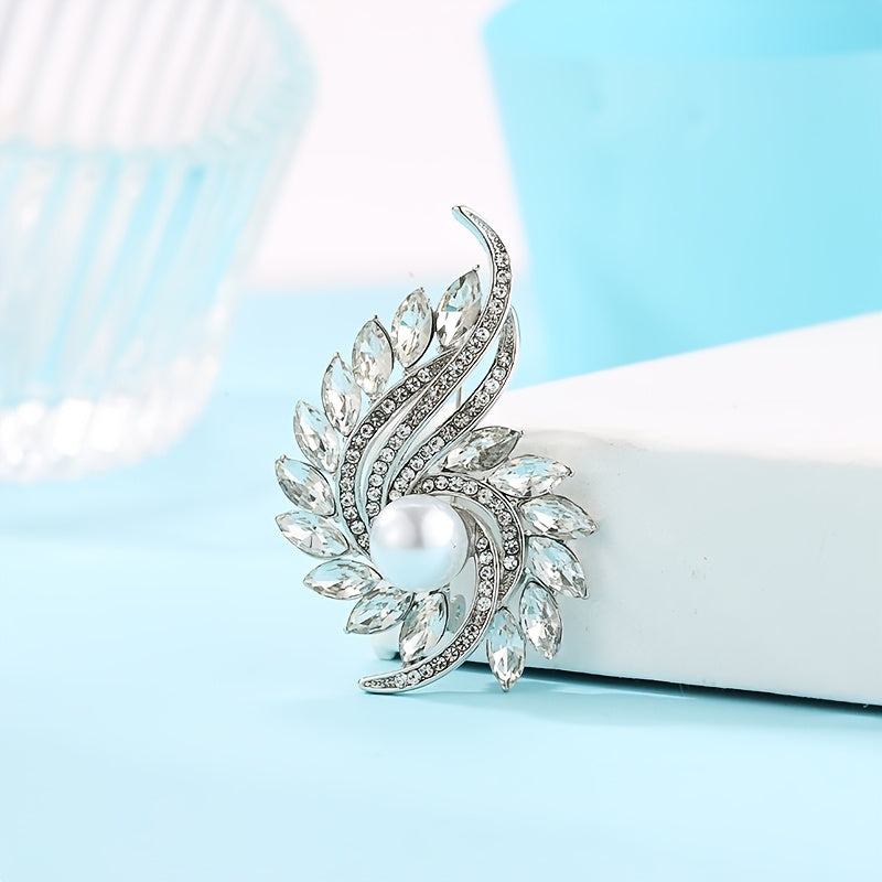 Chic Floral Brooch Pin with Rotating Feature for Women - Elegant Alloy Material, Stylish Design adorned with Faux Pearl Details