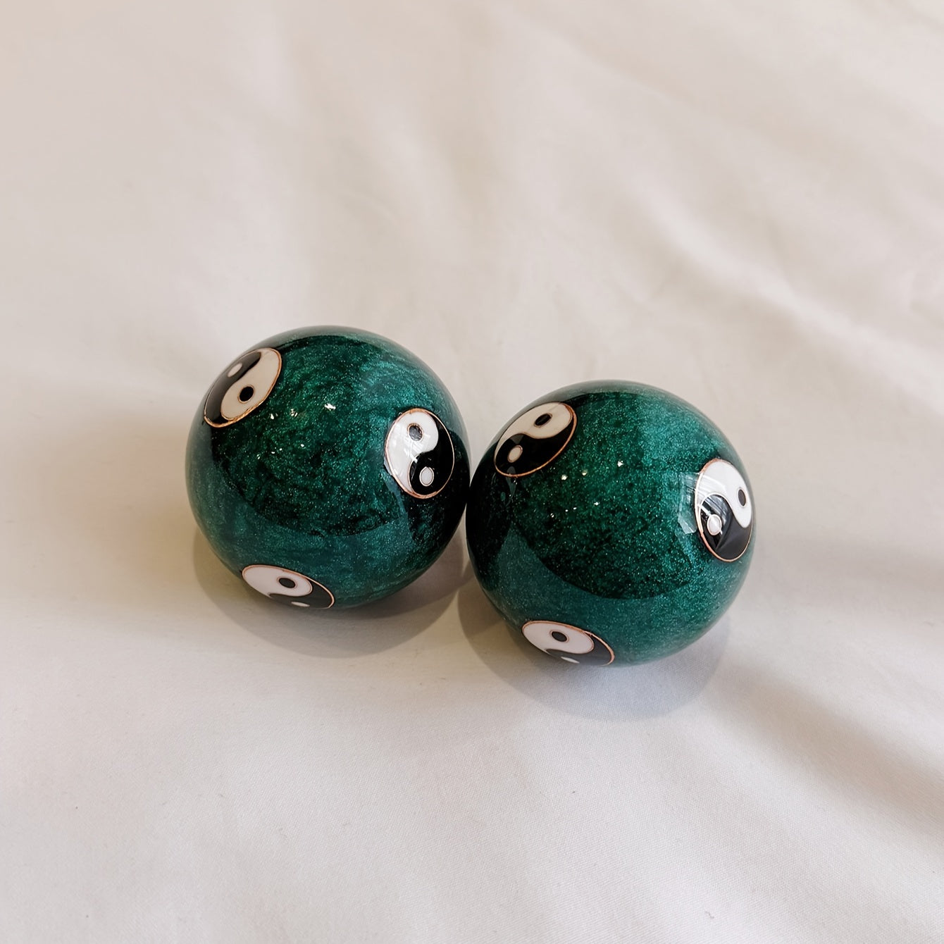 Chinese Vintage Tai Chi Yin Yang Metal Massage Balls for Hand Relaxation, Stress Relief, Wrist Exercise, Hand Therapy, with Travel Case - Ideal Holiday Gift.