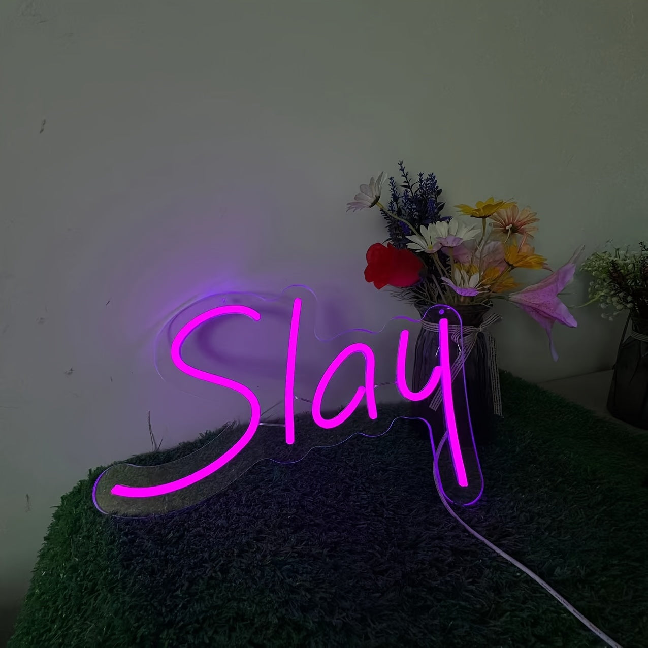 1pc Slay Neon Sign Light, LED, USB Powered, Bedroom Wall Decor for Girls, Dorm Cute Bratz Aesthetic.