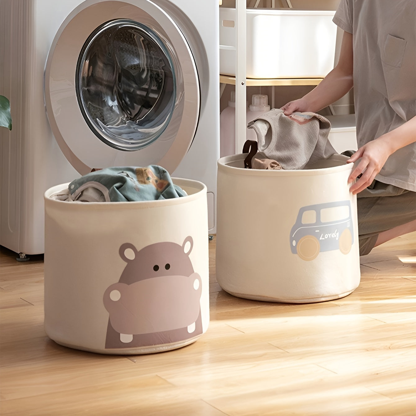 One piece of car-themed large capacity toy storage basket that can also be used to store dirty clothes, and is foldable.