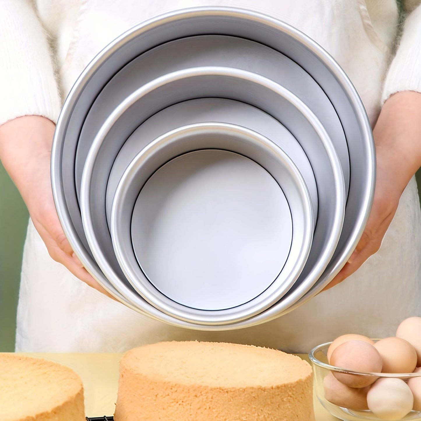 One piece of Loose Bottom Cake Pan Mold with Removable Base, Oven Tool for Baking Cakes, Kitchen Baking Gadgets and Tools in 4'', 6'', 8'' and 10'' sizes. Perfect for Home Kitchen Use.