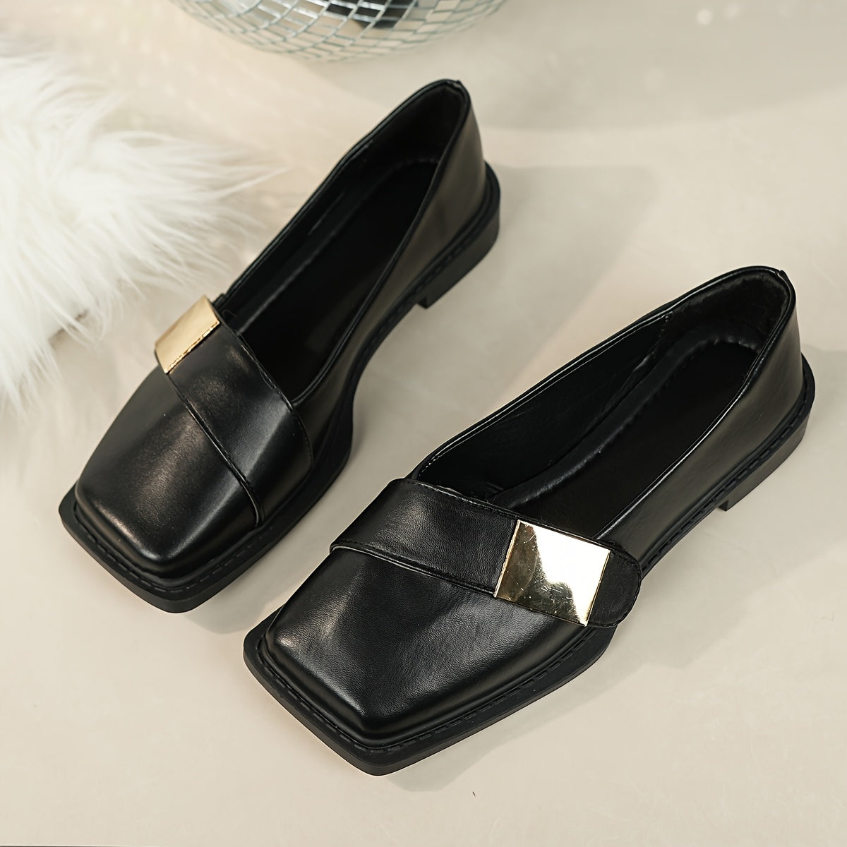 Elegant slip-on flats for women with square toe, large buckle, versatile for jeans, skirts, and commuting, faux leather