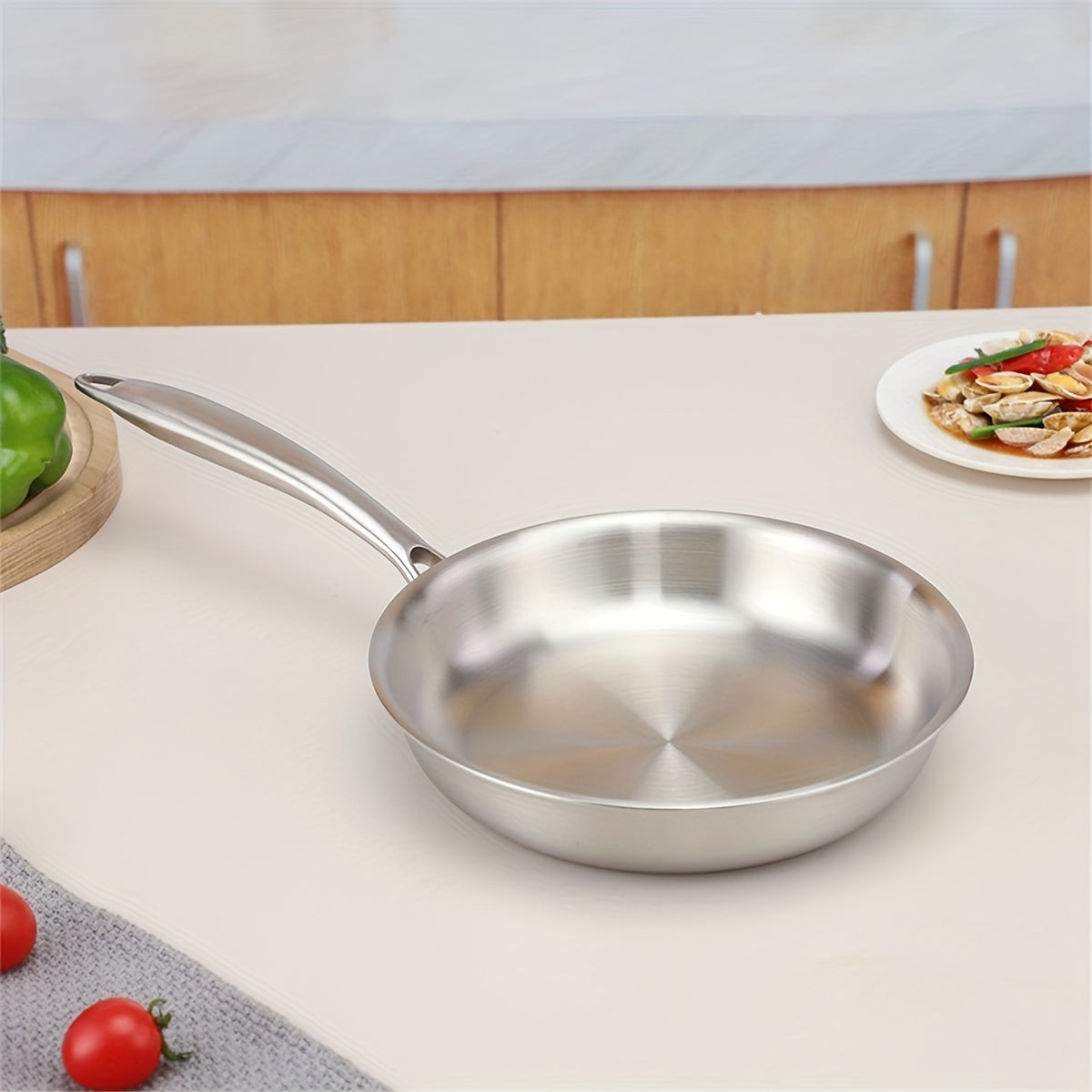 Best Seller: Thickened SUS 304 Stainless Steel Western Style Frying Pan with Three-Layer Composite Steel for Frying Steaks. Family Special Beef and Sheep Steak Plate