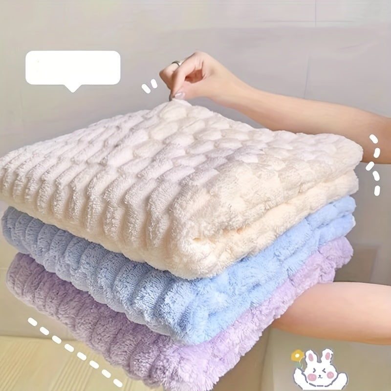 Space-themed plaid microfiber bath towel in oblong shape, 350gsm quick-drying knit fabric, 80% polyester 20% nylon, hand wash only, ideal Christmas gift.