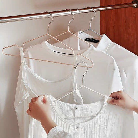 Get organized with this set of 30 heavy-duty non-slip metal coat hangers. Designed for efficiency and durability, these hangers are perfect for home or retail use. Save space and keep your clothes neatly organized with these sturdy hangers.