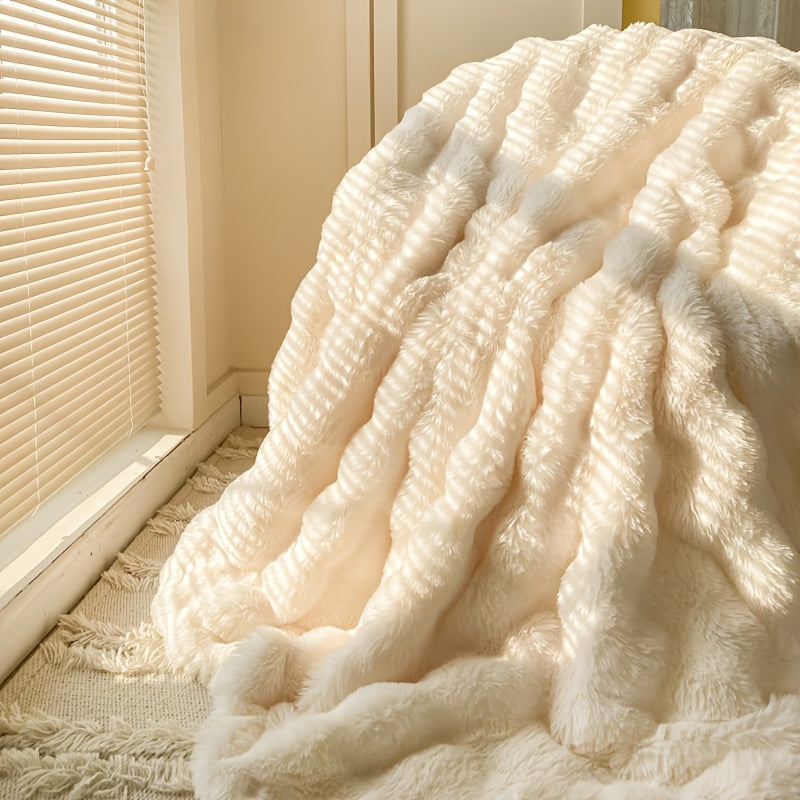 Luxuriously Soft Faux Rabbit Fur Blanket - Available in Solid Colors, Cozy Throw for Couch, Office, Bed, Camping & Travel - Hypoallergenic, Easy to Clean, Rabbit Fleece Blanket, Faux Fur, Plush & Versatile