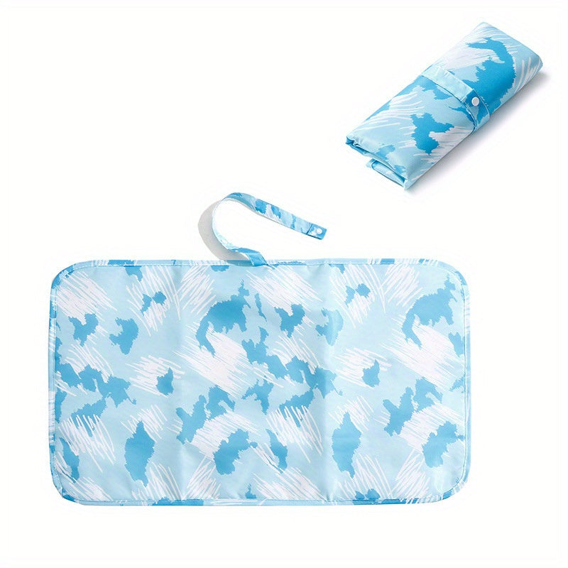 Lightweight and waterproof, this foldable diaper changing pad is perfect for traveling with your little one. Stay prepared for on-the-go diaper changes with this portable and compact changing mat.