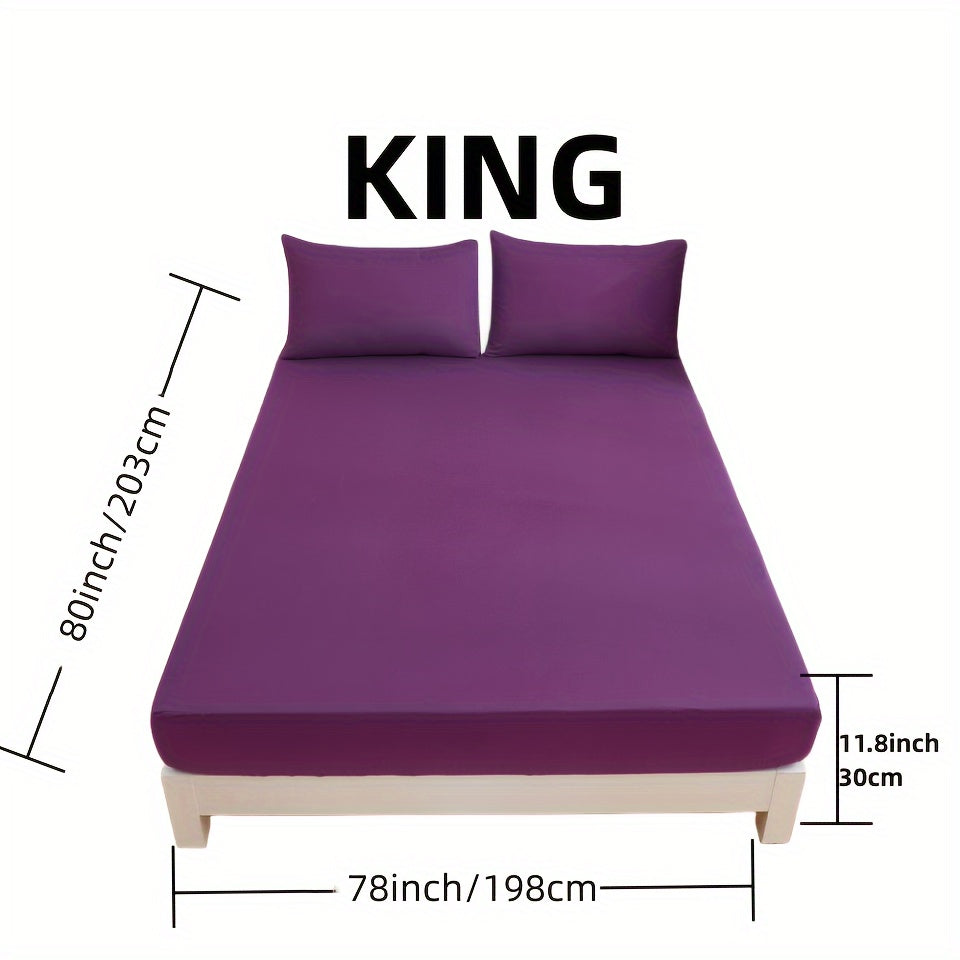 Soft and breathable 1-piece polyester fitted sheet (pillowcase not included) in a solid color. Comfortable and skin-friendly mattress protector suitable for all seasons.