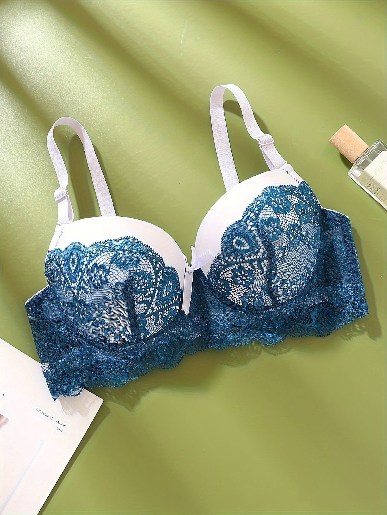 French Romantic Stylish Sexy Women's Bra Set with Lace Color-Blocking, Including Lingerie and Panties - all in one set.