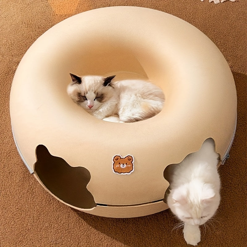 Felt cat shelter with zippered entrance and detachable bed, suitable for all seasons