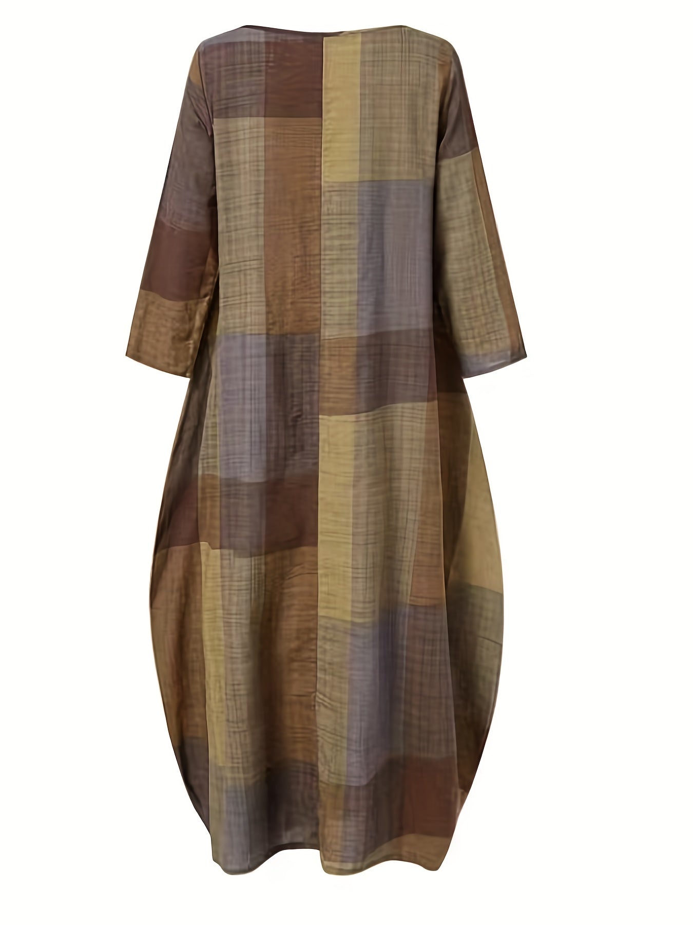 Women's Plus Size Casual Colorblock Grid Print Maxi Dress with Round Neck and Long Sleeves.