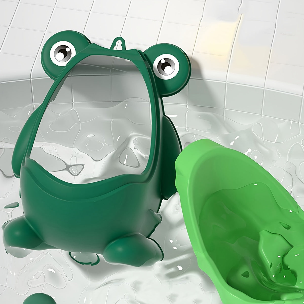 Children's Cute Frog Toilet with Hook - Frog Urinal for Boys to Train Standing and Hanging Urine Bucket