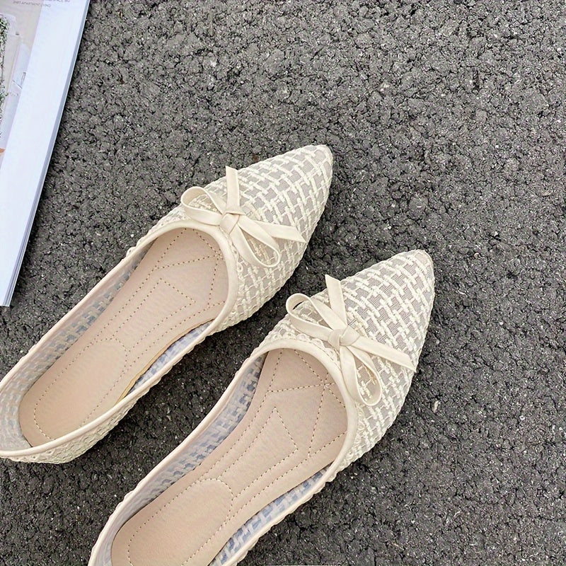 Stylish mesh flats with bowknot for women - lightweight, slip-on, pointed toe shoes for all seasons.